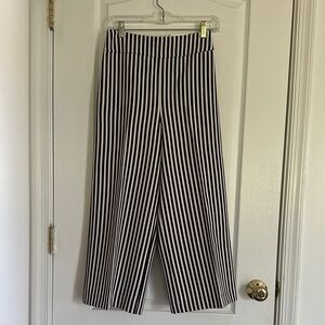 NWT Express  Culottes High Rise Black and White Stripes size 2